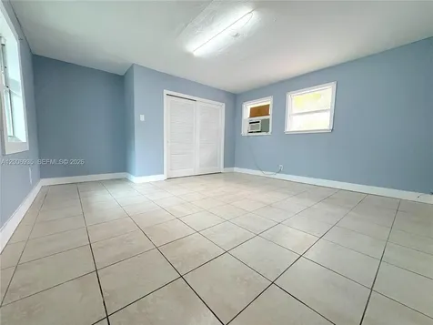 1815 Mckinley Street Hollywood FL 33020