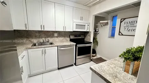 8060 Fairview Drive Tamarac FL 33321