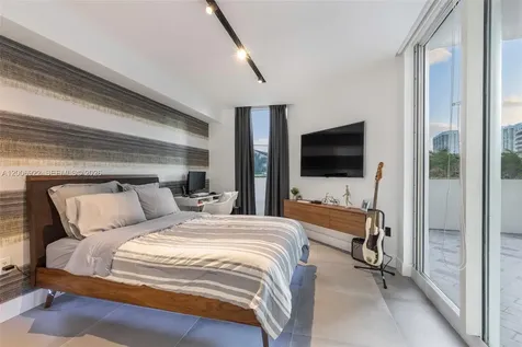3370 Hidden Bay Drive Aventura FL 33180