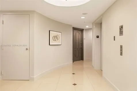 3370 Hidden Bay Drive Aventura FL 33180