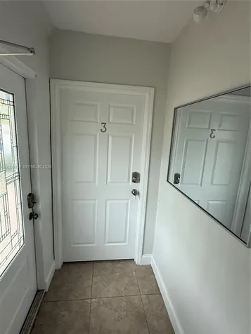 2816 Pine Tree Drive Miami Beach FL 33140