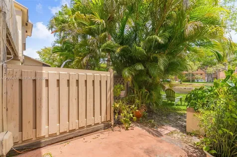 2950 NW 106th Avenue Sunrise FL 33322