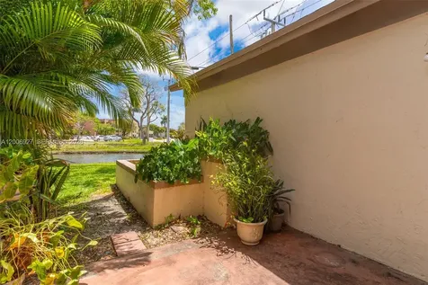 2950 NW 106th Avenue Sunrise FL 33322