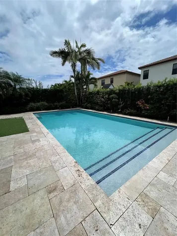 10086 NW 89th Terrace Doral FL 33178