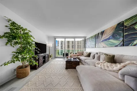 1000 West Avenue Miami Beach FL 33139