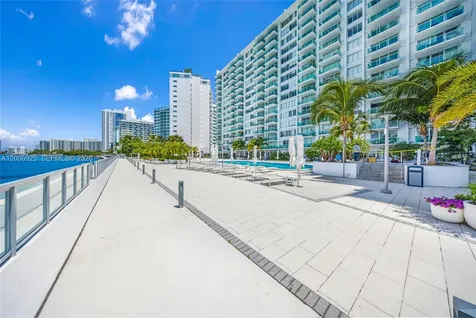 1000 West Avenue Miami Beach FL 33139