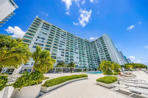 1000 West Avenue Miami Beach FL 33139