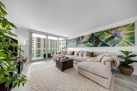 1000 West Avenue Miami Beach FL 33139