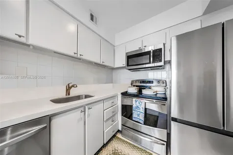 1000 West Avenue Miami Beach FL 33139