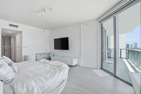 17301 Biscayne Boulevard North Miami Beach FL 33160