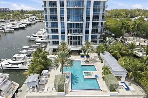17301 Biscayne Boulevard North Miami Beach FL 33160