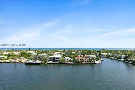 20201 E Country Club Drive Aventura FL 33180