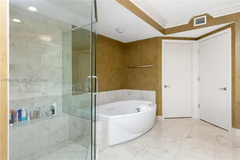 20201 E Country Club Drive Aventura FL 33180