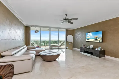 20201 E Country Club Drive Aventura FL 33180