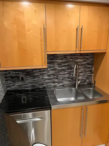6365 Collins Avenue Miami Beach FL 33141