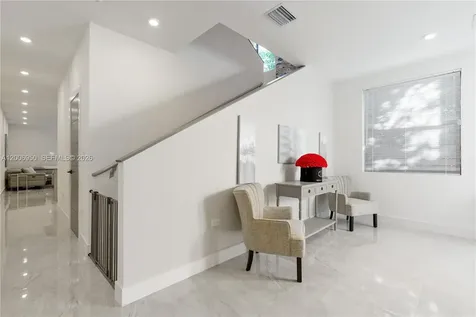 2889 SW 33rd Avenue Miami FL 33133