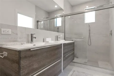 2889 SW 33rd Avenue Miami FL 33133