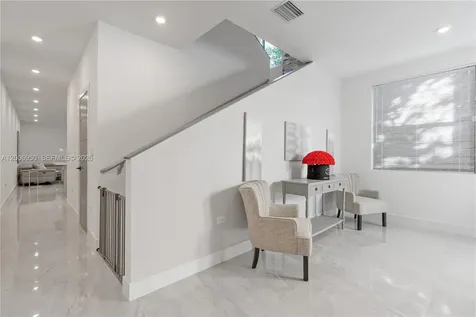 2889 SW 33rd Avenue Miami FL 33133
