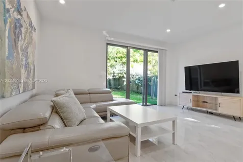 2889 SW 33rd Avenue Miami FL 33133