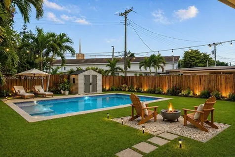 5270 NW 2nd Street Miami FL 33126
