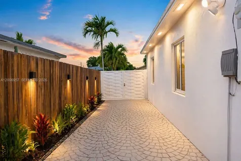5270 NW 2nd Street Miami FL 33126