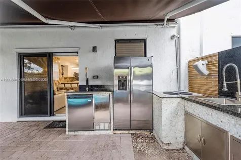 8805 NW 103rd Place Doral FL 33178
