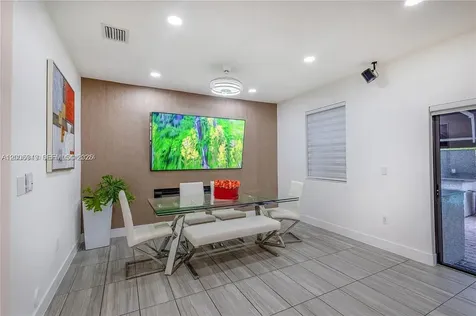 8805 NW 103rd Place Doral FL 33178