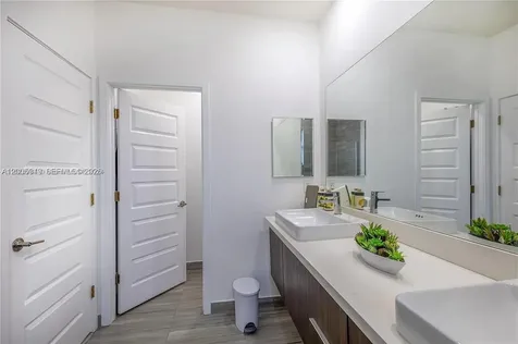 8805 NW 103rd Place Doral FL 33178
