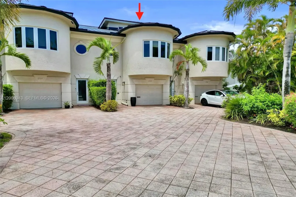 2739 NE 15th Street Fort Lauderdale FL 33304