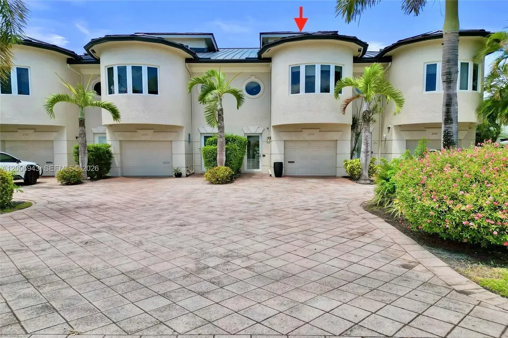 2739 NE 15th Street Fort Lauderdale FL 33304