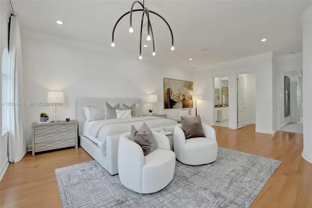 2739 NE 15th Street Fort Lauderdale FL 33304