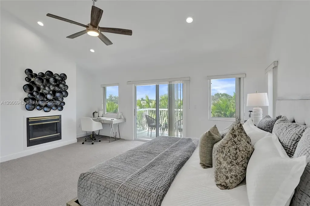 2739 NE 15th Street Fort Lauderdale FL 33304