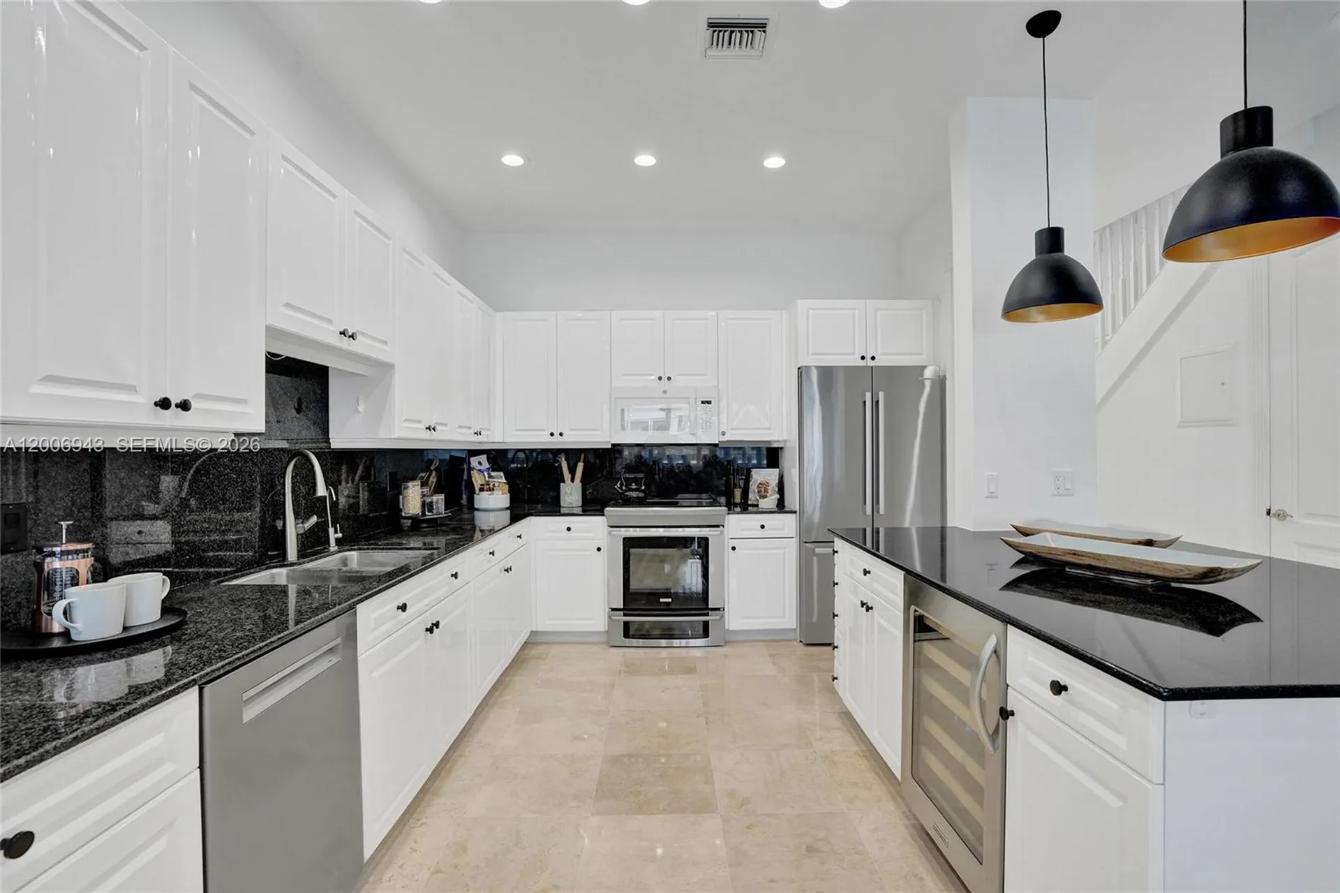 2739 NE 15th Street Fort Lauderdale FL 33304