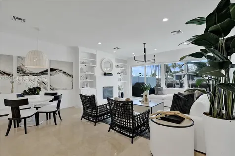 2739 NE 15th Street Fort Lauderdale FL 33304