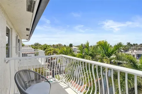 2739 NE 15th Street Fort Lauderdale FL 33304