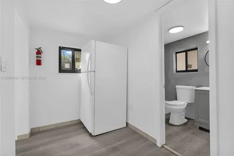 335 W 60th Street Hialeah FL 33012