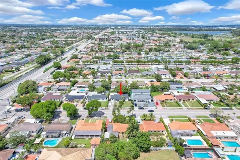 335 W 60th Street Hialeah FL 33012
