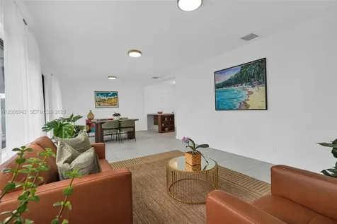 335 W 60th Street Hialeah FL 33012
