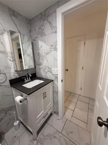 15610 NE 6th Avenue Miami FL 33162