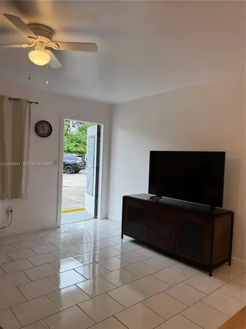 15610 NE 6th Avenue Miami FL 33162