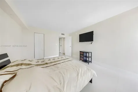 100 Bayview Drive Sunny Isles Beach FL 33160