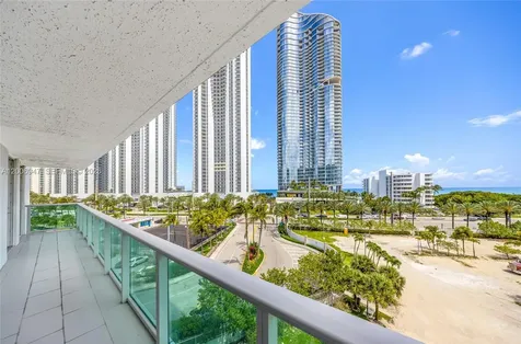 100 Bayview Drive Sunny Isles Beach FL 33160