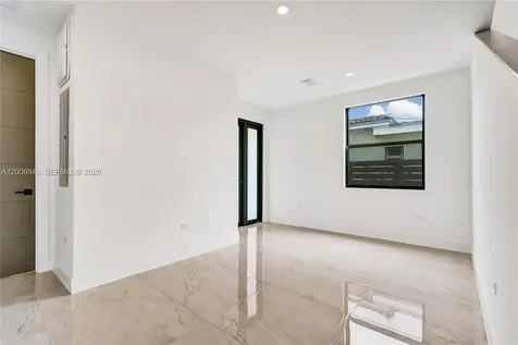 2887 SW 33rd Avenue Miami FL 33133