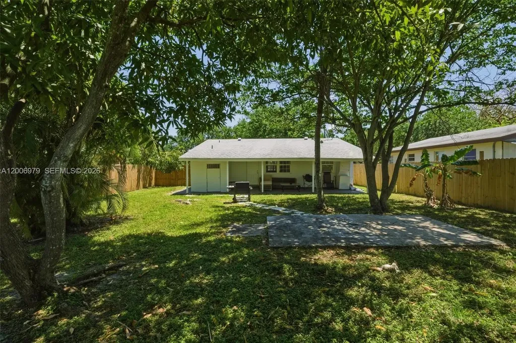 1657 SW 44th Avenue Fort Lauderdale FL 33317