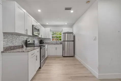 1657 SW 44th Avenue Fort Lauderdale FL 33317