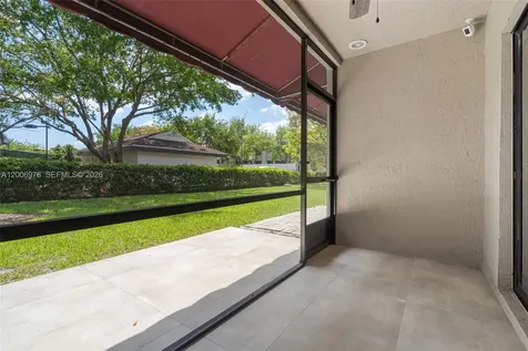 9161 Vineyard Lake Drive Plantation FL 33324