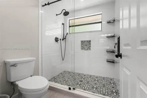 9161 Vineyard Lake Drive Plantation FL 33324