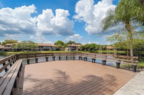 9161 Vineyard Lake Drive Plantation FL 33324