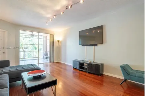 151 Michigan Avenue Miami Beach FL 33139
