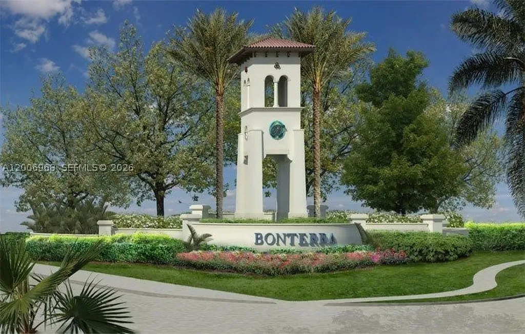 9228 W 33rd Way Hialeah FL 33018